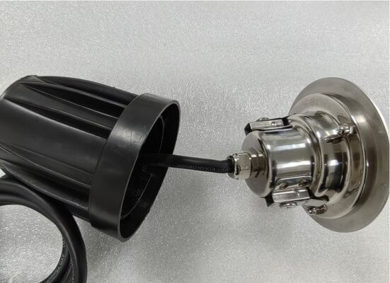 RGB светодиодные бассейны освещение DC12V Входное напряжение 100lmw Светоэффективность Яркие водонепроницаемые подводные осветительные решения