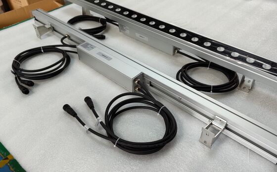 Гарантийный срок 3 года Светодиодные светильники для стеновых промывателей Алюминиевый сплав 1 м Длина и осветительное решение для архитектурного фасадного освещения