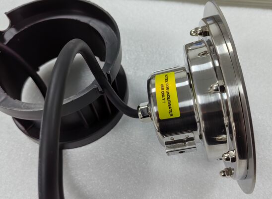 RGB цветопеременные светодиодные бассейнные фонари IP68 водонепроницаемый с углом луча 60 градусов Подводные решения освещения